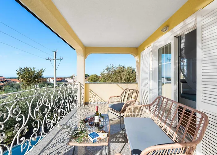 House With Private Pool Seabird Vakantiehuis *