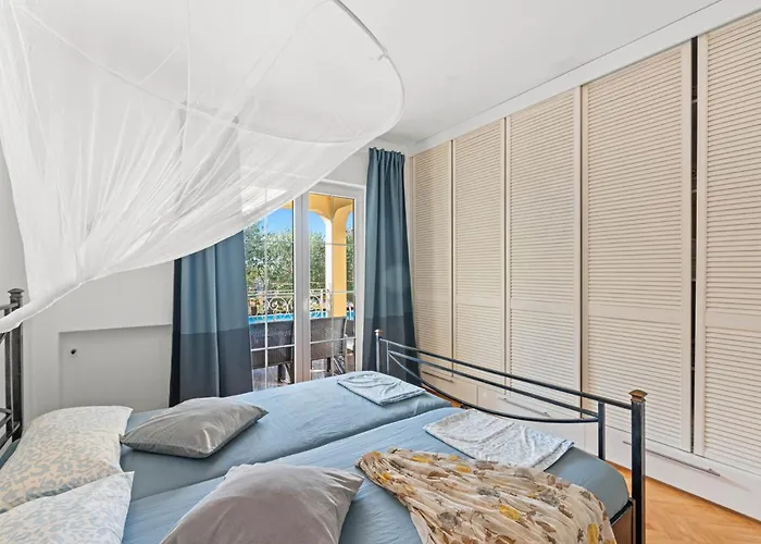 House With Private Pool Seabird Vakantiehuis Rosini